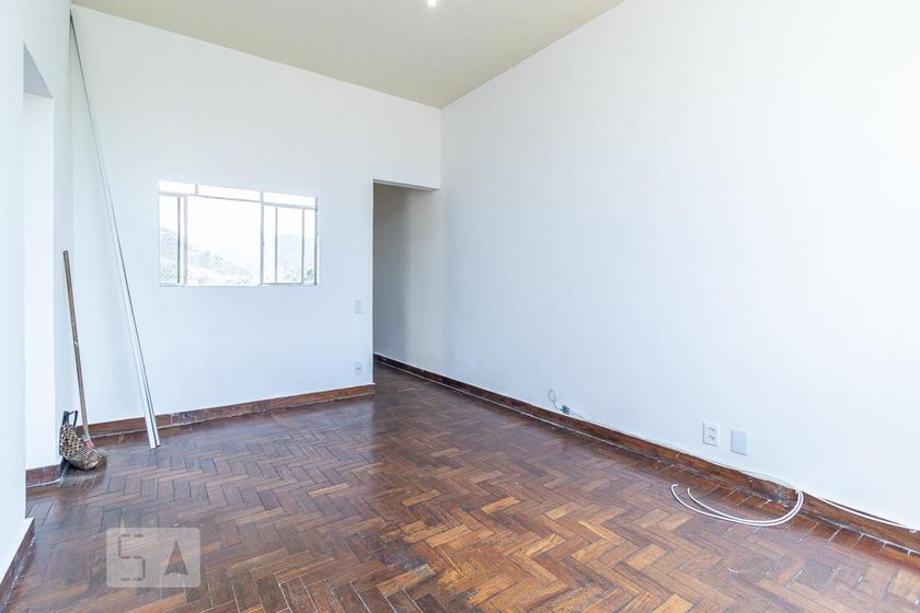 Foto 4 de Apartamento com 2 Quartos para alugar, 60m² em Pechincha, Rio de Janeiro
