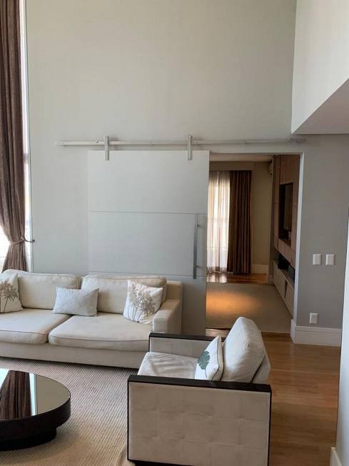 Foto 3 de Apartamento com 2 Quartos para alugar, 157m² em Vila Nova Conceição, São Paulo