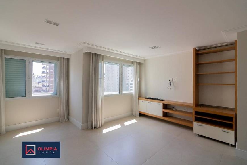 Foto 2 de Apartamento com 2 Quartos para alugar, 79m² em Vila Nova Conceição, São Paulo