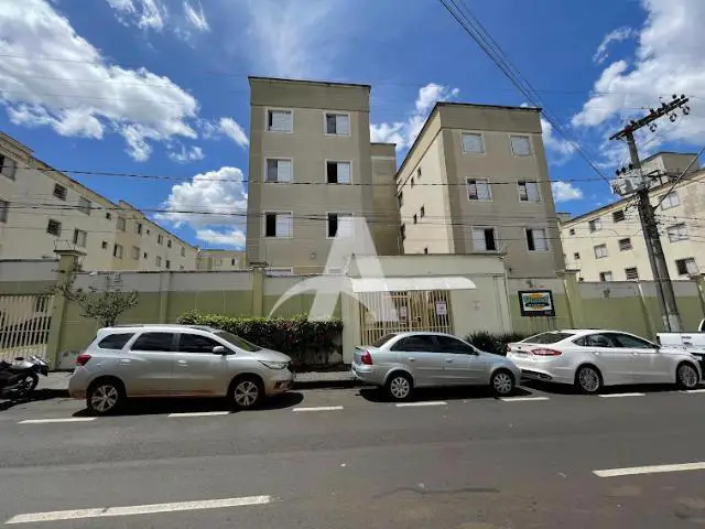 Foto 1 de Apartamento com 3 Quartos para alugar, 10m² em Brasil, Uberlândia