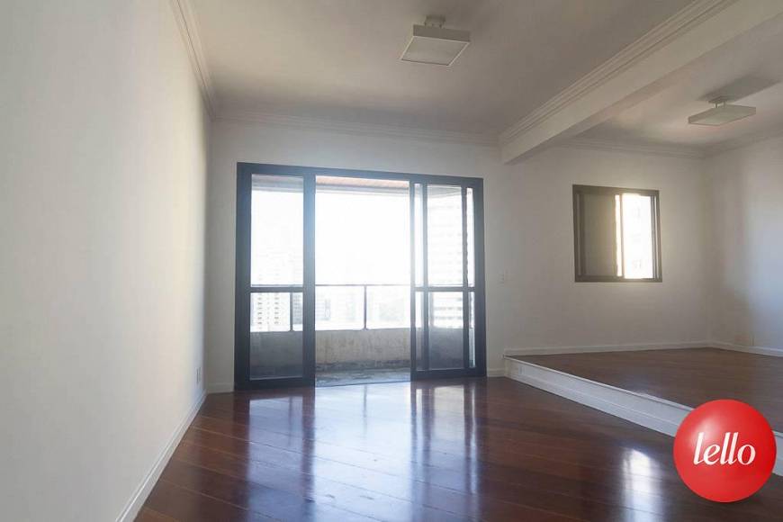 Foto 2 de Apartamento com 3 Quartos para alugar, 126m² em Brooklin, São Paulo