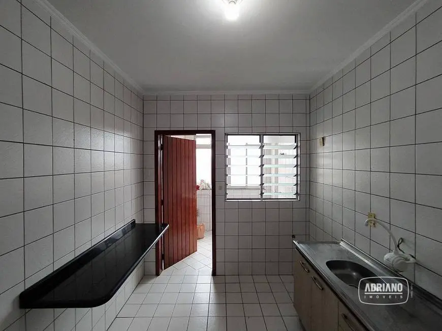 Foto 5 de Apartamento com 3 Quartos para alugar, 100m² em Capoeiras, Florianópolis