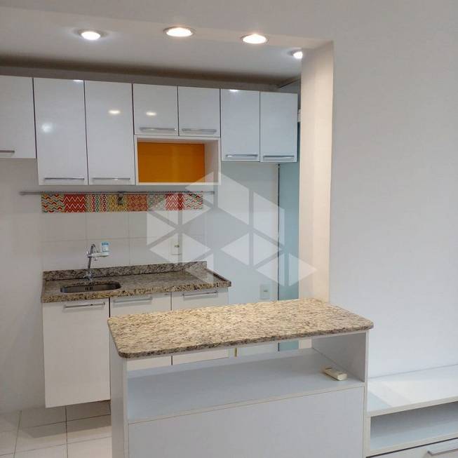Foto 3 de Apartamento com 3 Quartos para alugar, 52m² em Cristal, Porto Alegre