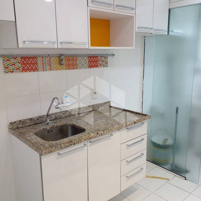 Foto 5 de Apartamento com 3 Quartos para alugar, 52m² em Cristal, Porto Alegre
