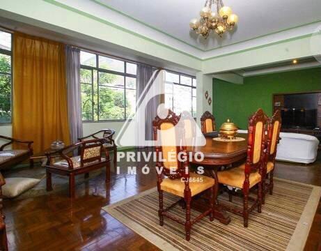 Foto 1 de Apartamento com 3 Quartos à venda, 180m² em Laranjeiras, Rio de Janeiro