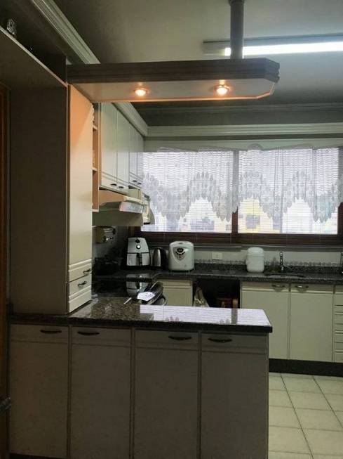 Foto 5 de Apartamento com 3 Quartos à venda, 224m² em Lourdes, Caxias do Sul