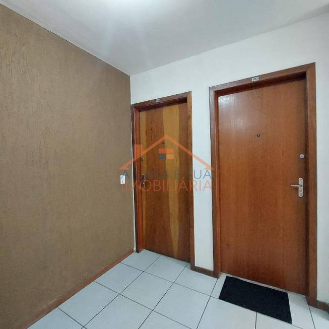 Foto 2 de Apartamento com 3 Quartos para alugar, 45m² em Monte Castelo, Contagem