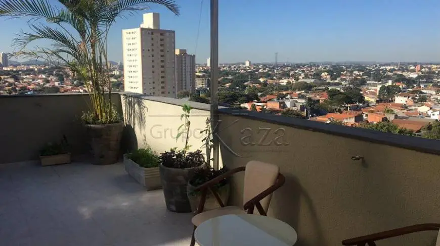 Foto 2 de Apartamento com 3 Quartos à venda, 110m² em Parque Industrial, São José dos Campos