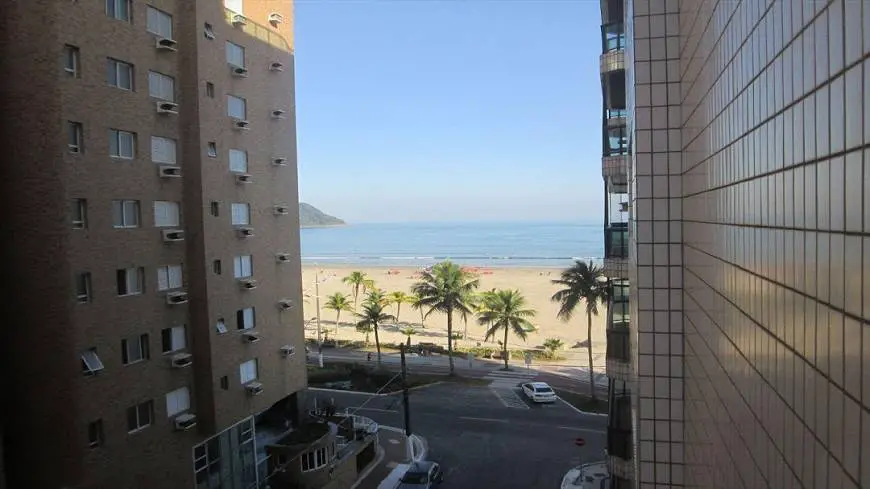 Foto 1 de Apartamento com 4 Quartos à venda, 130m² em Canto do Forte, Praia Grande