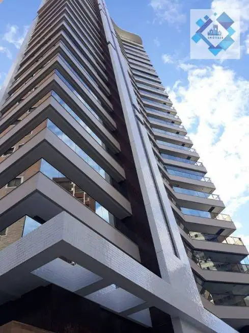 Foto 1 de Apartamento com 4 Quartos à venda, 235m² em Meireles, Fortaleza