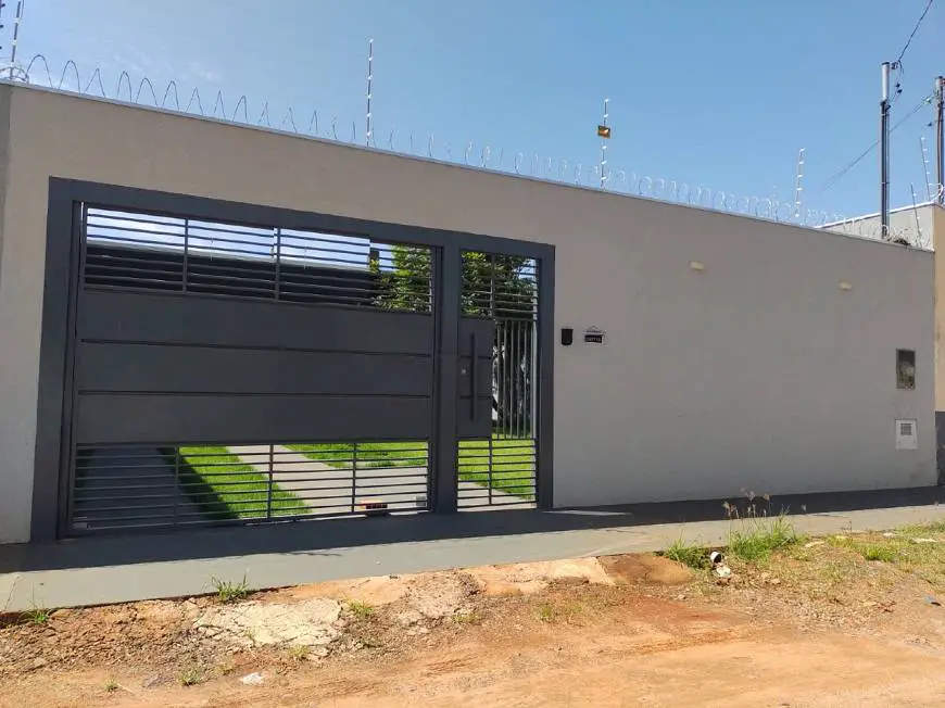 Foto 1 de Casa com 2 Quartos à venda, 112m² em Residencial Estrela Park, Campo Grande