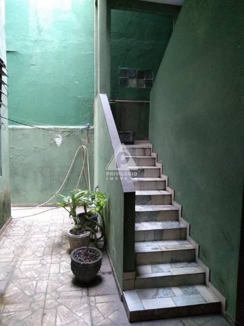 Foto 1 de Casa com 2 Quartos à venda, 150m² em Santo Cristo, Rio de Janeiro