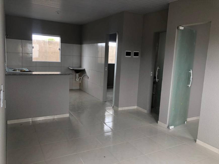 Foto 4 de Casa com 2 Quartos para alugar, 45m² em Tabajara, Aquiraz