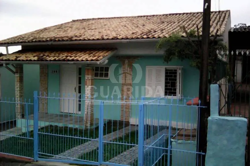 Foto 1 de Casa com 3 Quartos à venda, 200m² em Espiríto Santo, Porto Alegre