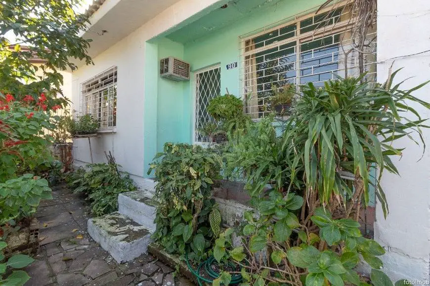 Foto 2 de Casa com 3 Quartos à venda, 109m² em Nonoai, Porto Alegre