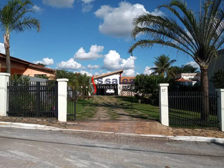 Foto 2 de Casa com 3 Quartos para alugar, 860m² em Setor Habitacional Vicente Pires, Brasília
