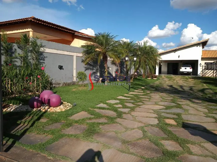 Foto 5 de Casa com 3 Quartos para alugar, 860m² em Setor Habitacional Vicente Pires, Brasília