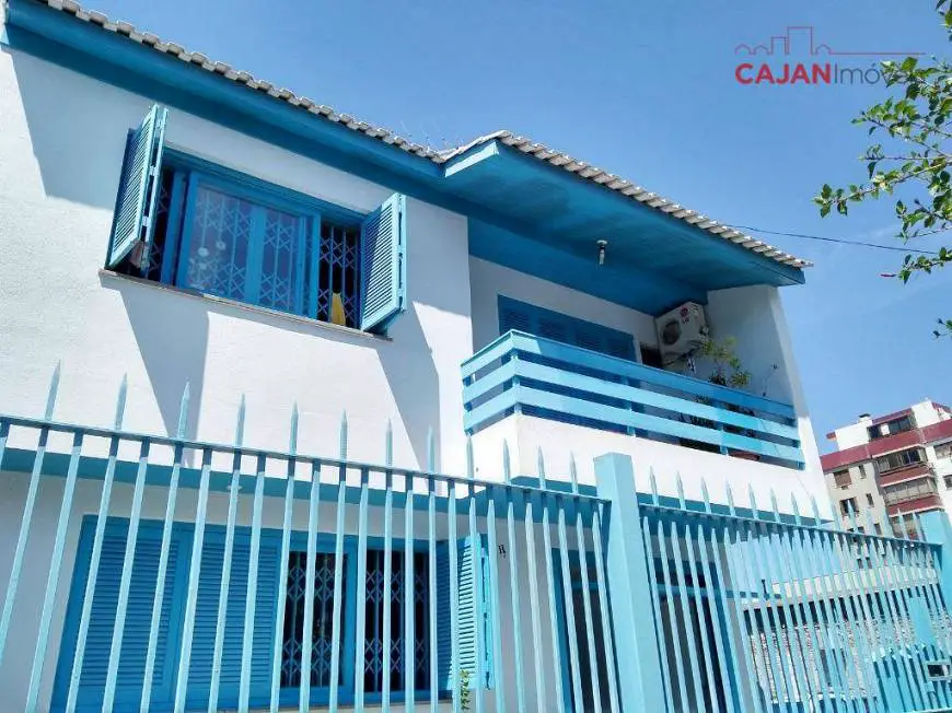 Foto 1 de Casa com 4 Quartos à venda, 202m² em Santana, Porto Alegre