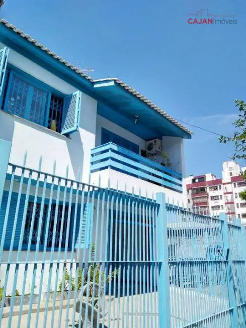 Foto 3 de Casa com 4 Quartos à venda, 202m² em Santana, Porto Alegre