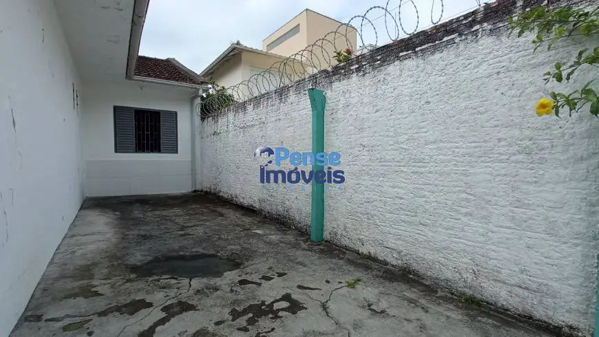 Foto 2 de Casa com 4 Quartos à venda, 194m² em Trindade, Florianópolis