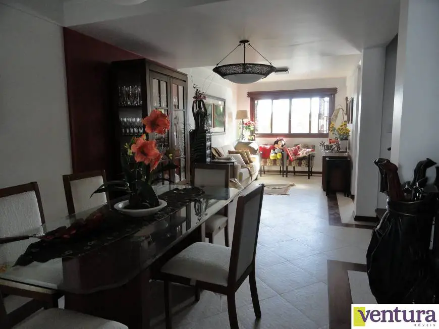 Foto 5 de Casa de Condomínio com 4 Quartos à venda, 331m² em Areal, Pelotas