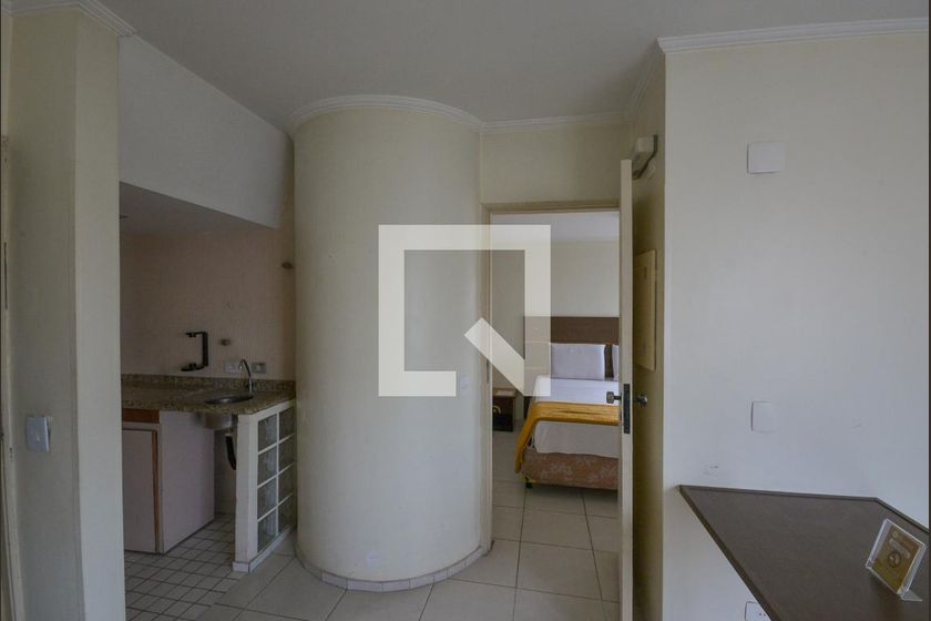 Foto 3 de Apartamento com 1 Quarto para alugar, 36m² em Liberdade, São Paulo