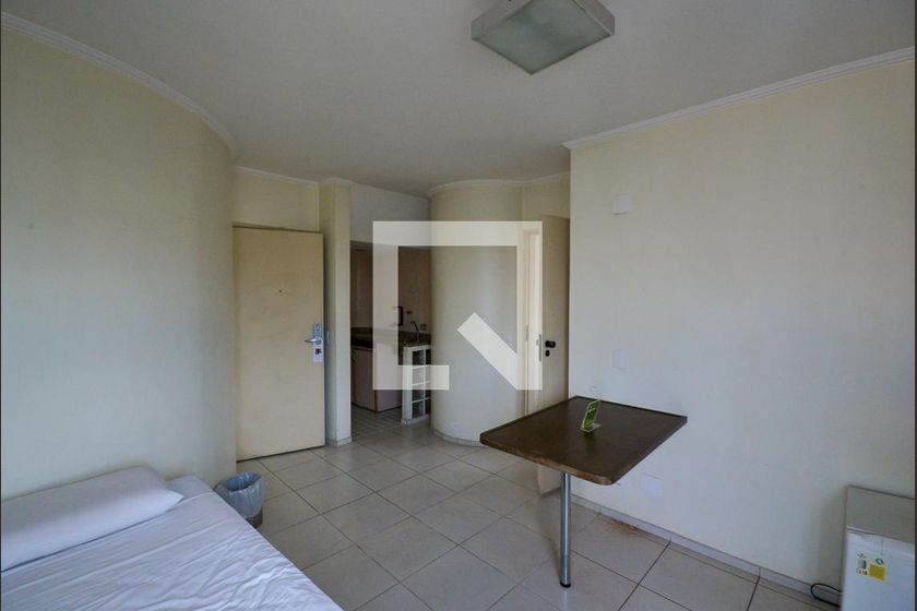Foto 4 de Apartamento com 1 Quarto para alugar, 36m² em Liberdade, São Paulo