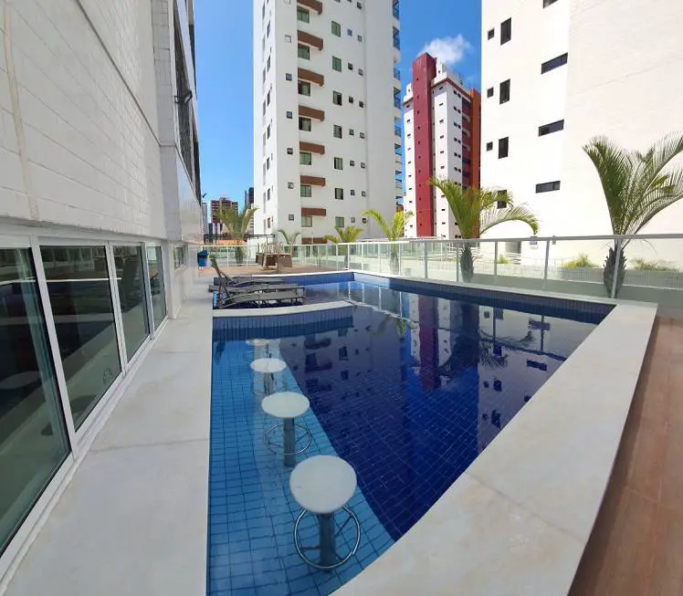 Foto 1 de Apartamento com 2 Quartos para venda ou aluguel, 67m² em Cabo Branco, João Pessoa