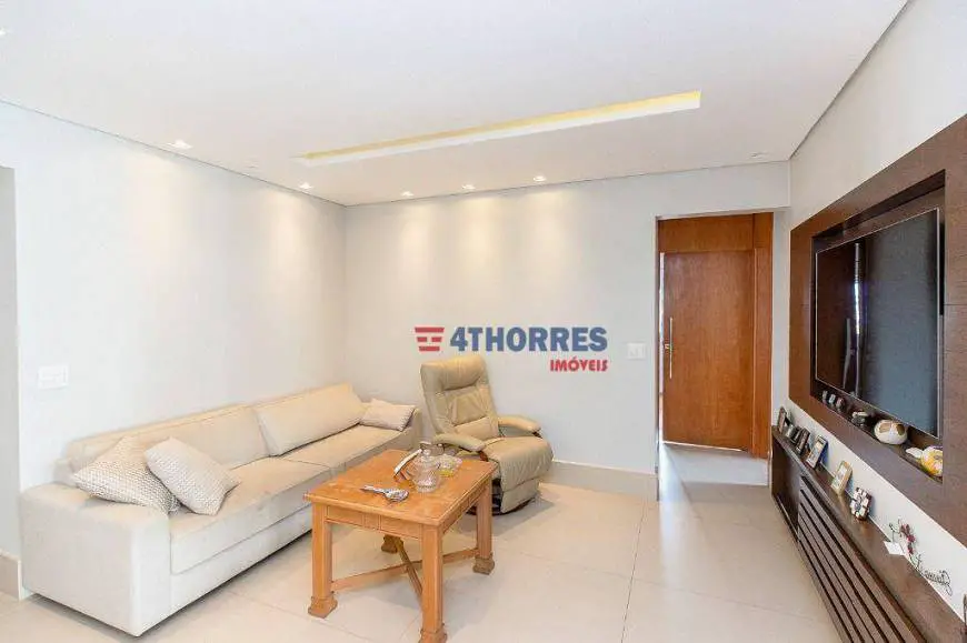 Foto 2 de Apartamento com 2 Quartos à venda, 105m² em Granja Julieta, São Paulo