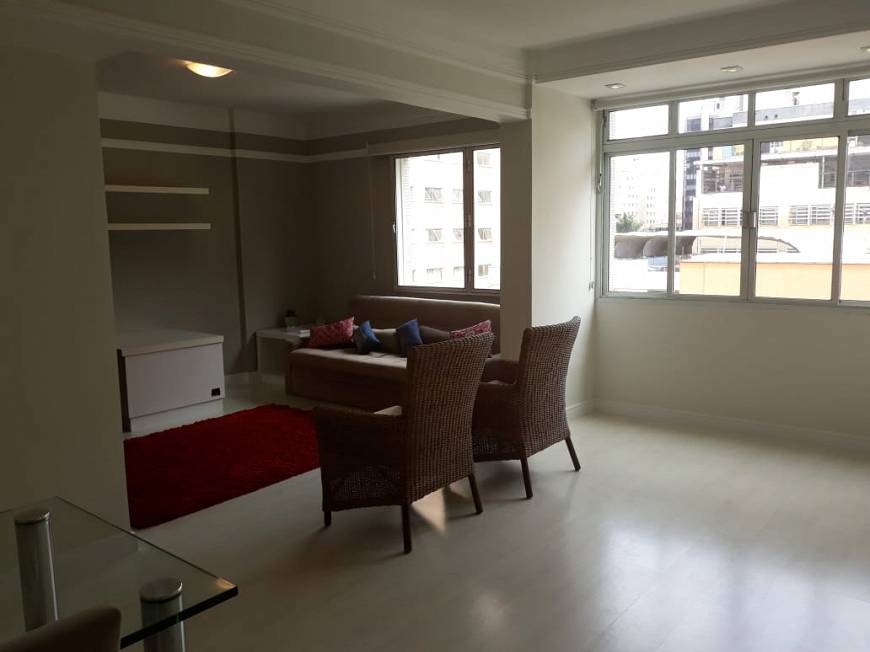 Foto 1 de Apartamento com 2 Quartos à venda, 110m² em Itaim Bibi, São Paulo