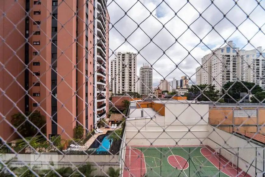 Foto 5 de Apartamento com 2 Quartos para alugar, 79m² em Moema, São Paulo