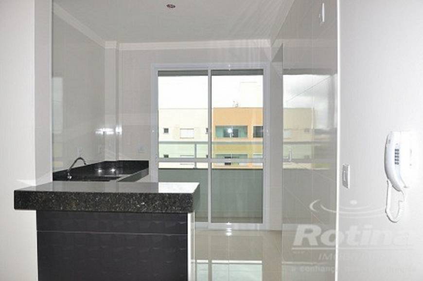 Foto 4 de Apartamento com 2 Quartos à venda, 60m² em Vida Nova, Uberlândia