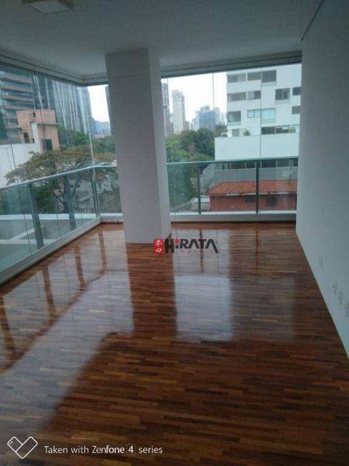 Foto 1 de Apartamento com 3 Quartos para alugar, 181m² em Itaim Bibi, São Paulo