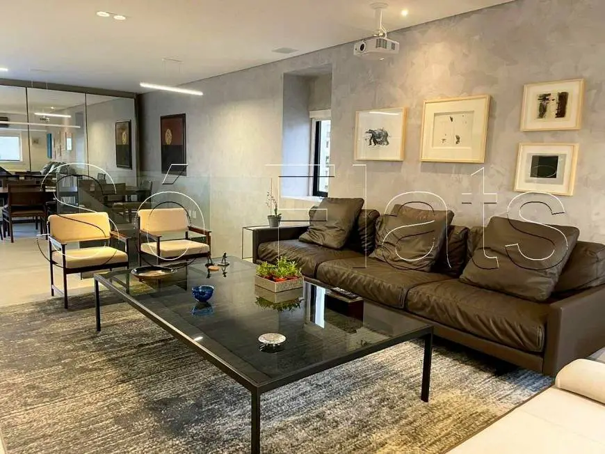 Foto 1 de Apartamento com 3 Quartos à venda, 260m² em Itaim Bibi, São Paulo