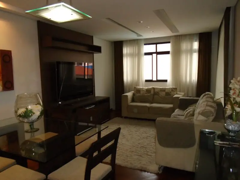 Foto 1 de Apartamento com 3 Quartos à venda, 160m² em Ouro Preto, Belo Horizonte