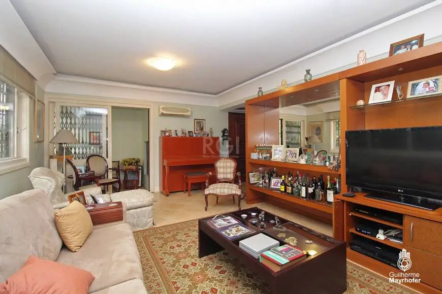 Foto 4 de Apartamento com 3 Quartos à venda, 136m² em Rio Branco, Porto Alegre