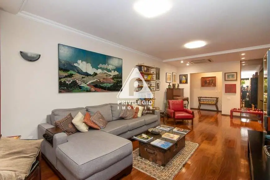 Foto 5 de Apartamento com 4 Quartos à venda, 129m² em Copacabana, Rio de Janeiro
