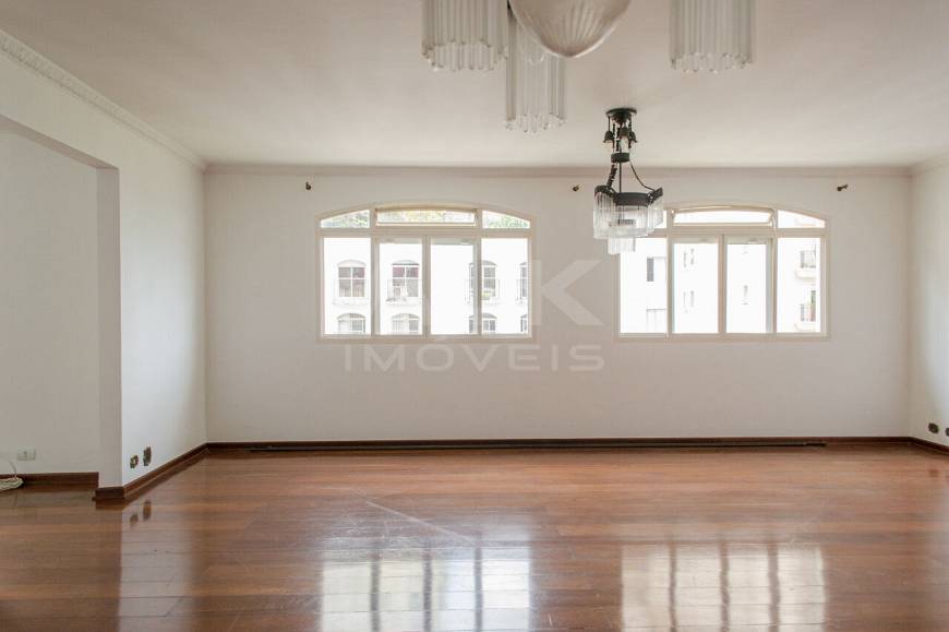 Foto 1 de Apartamento com 4 Quartos para alugar, 180m² em Itaim Bibi, São Paulo