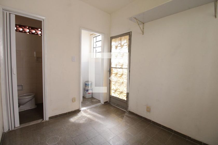 Foto 2 de Casa com 1 Quarto para alugar, 25m² em Engenho De Dentro, Rio de Janeiro