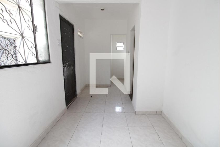 Foto 3 de Casa com 1 Quarto para alugar, 35m² em Engenho De Dentro, Rio de Janeiro