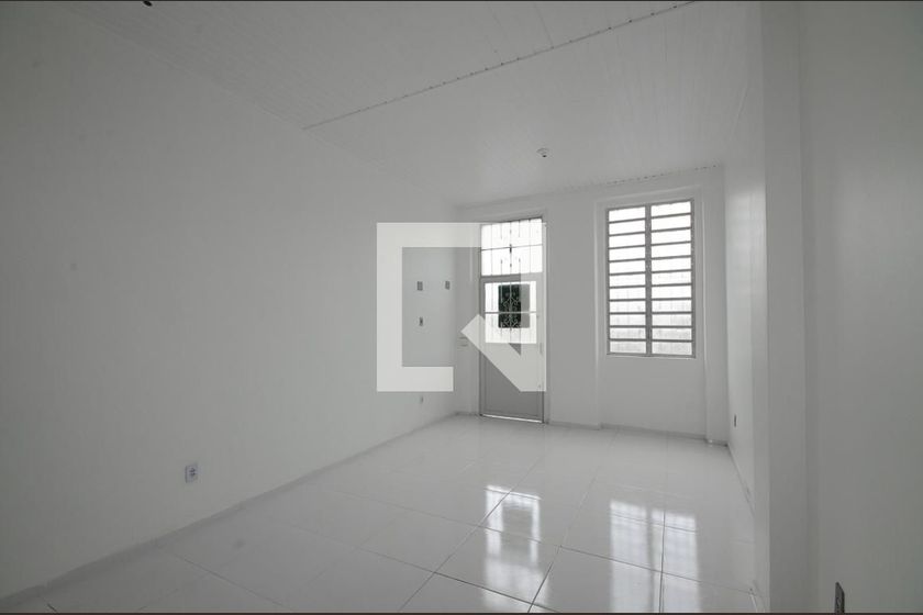 Foto 1 de Casa com 1 Quarto para alugar, 78m² em Santo Antônio, Porto Alegre