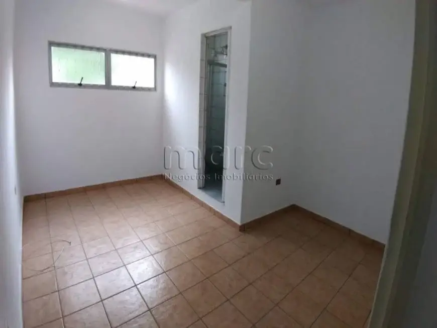 Foto 3 de Casa com 2 Quartos para alugar, 89m² em Cambuci, São Paulo