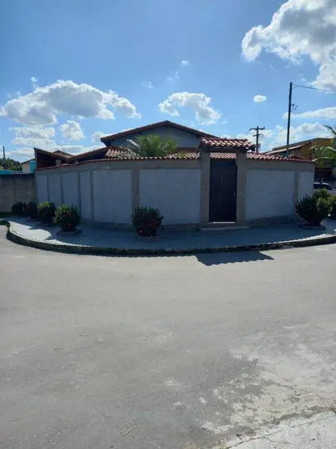 Foto 1 de Casa com 2 Quartos à venda, 250m² em Santa Cruz, Rio de Janeiro