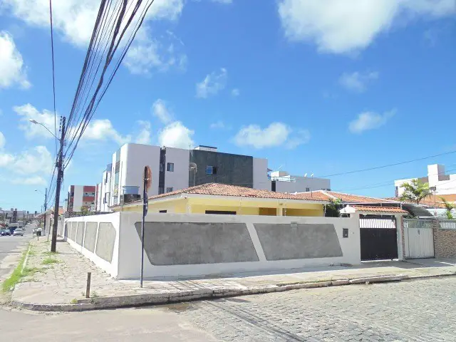 Foto 5 de Casa com 3 Quartos à venda, 312m² em Bancários, João Pessoa