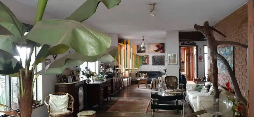 Foto 2 de Casa com 3 Quartos à venda, 690m² em Butantã, São Paulo