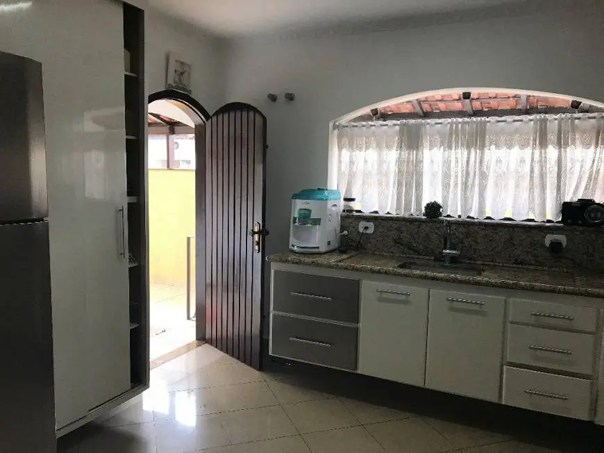 Foto 5 de Casa com 3 Quartos à venda, 200m² em Demarchi, São Bernardo do Campo