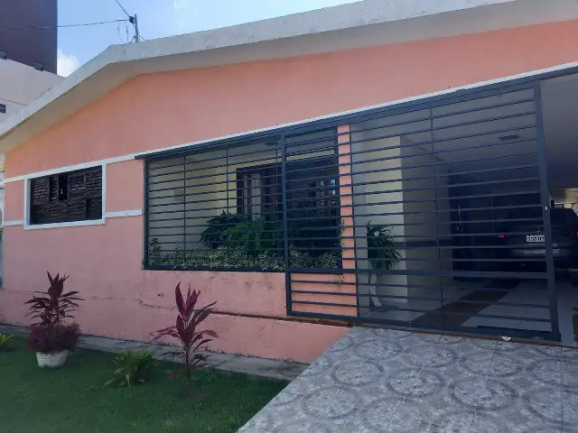 Foto 2 de Casa com 3 Quartos à venda, 230m² em Tambauzinho, João Pessoa