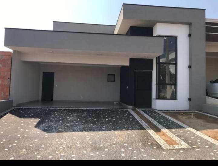 Foto 1 de Casa com 4 Quartos à venda, 150m² em Centro, Irecê