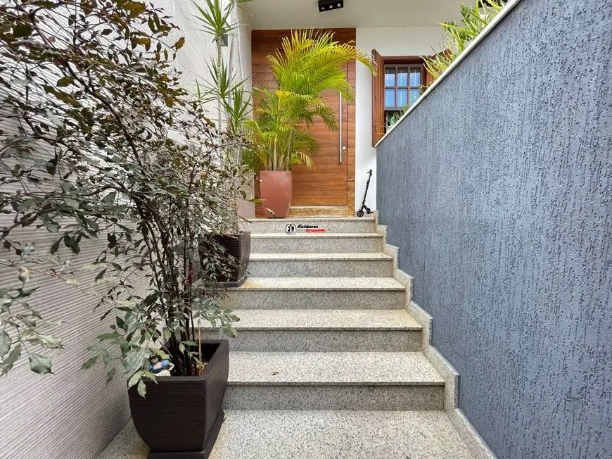 Foto 2 de Casa com 5 Quartos à venda, 290m² em Pampulha, Belo Horizonte