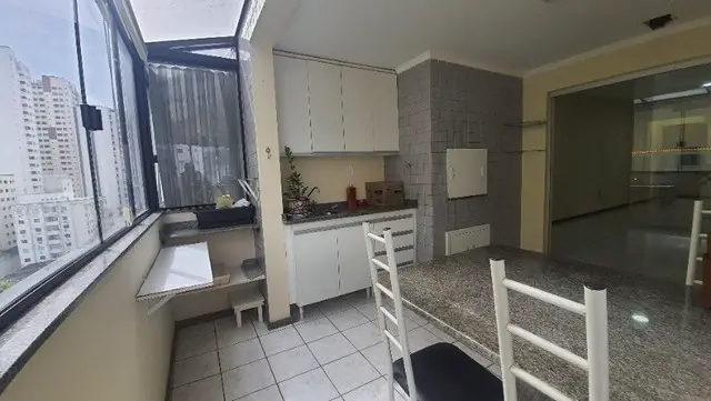 Foto 2 de Apartamento com 2 Quartos à venda, 105m² em Centro, Balneário Camboriú